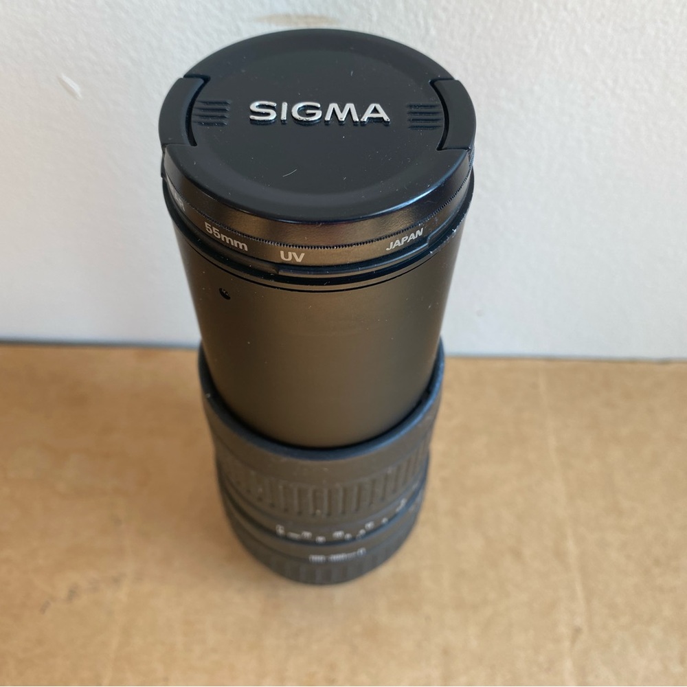 Sigma zoom 100-300mm f/4.5-6.7 DL Lens